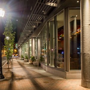 Hyatt Place Portland Downtown - Old Port Square